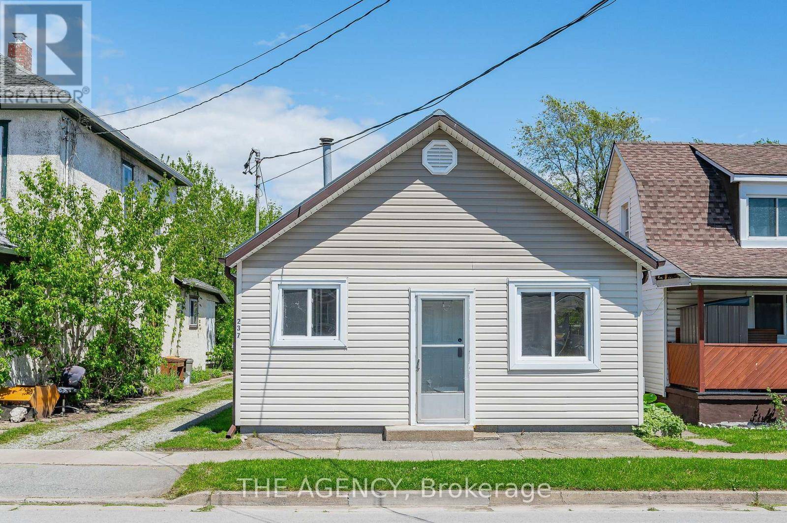 Port Colborne (east Village), ON L3K1Y5,237 Mitchell ST #Unit A