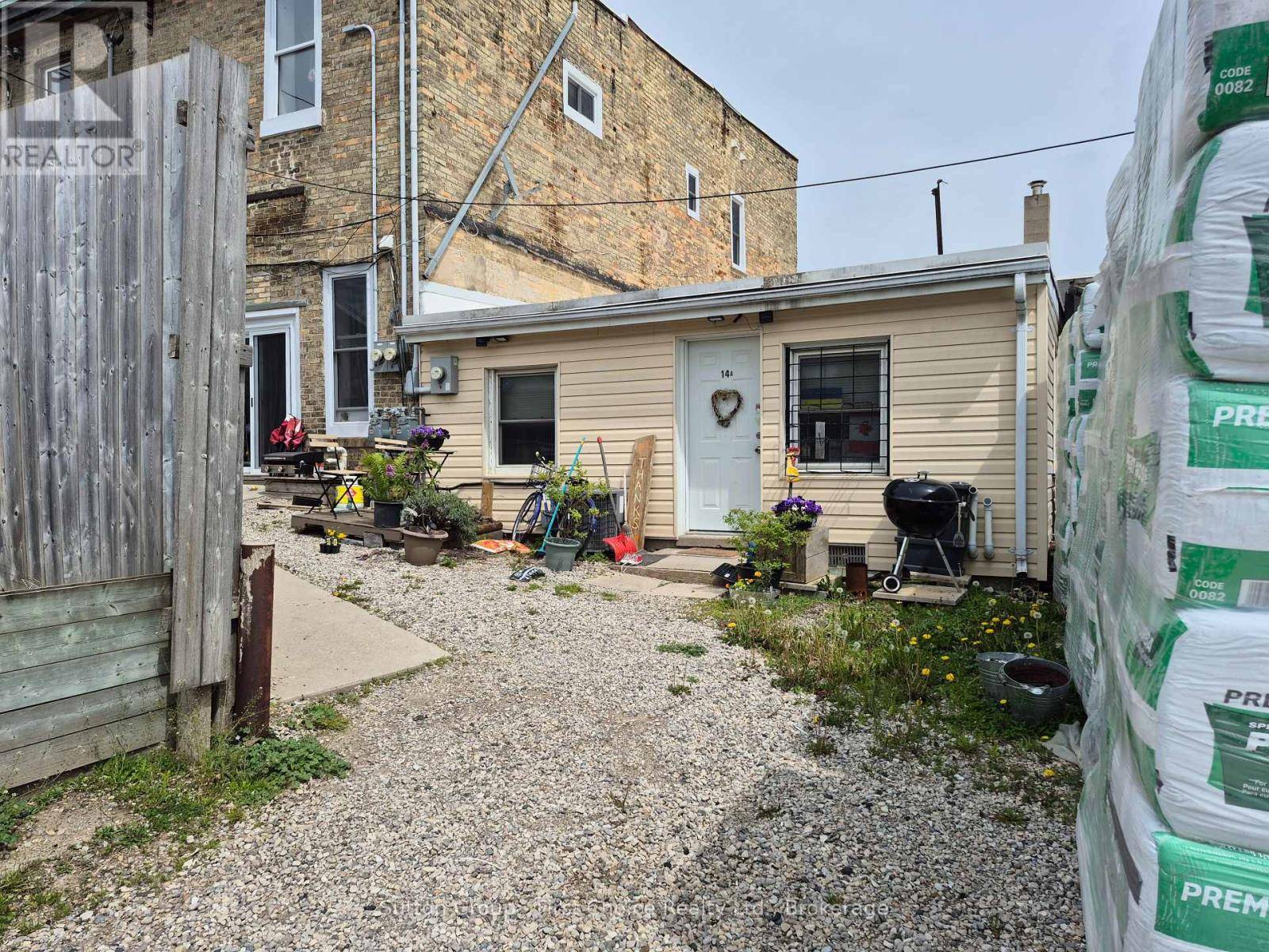 Central Huron (clinton), ON N0M1L0,14 ISAAC STREET