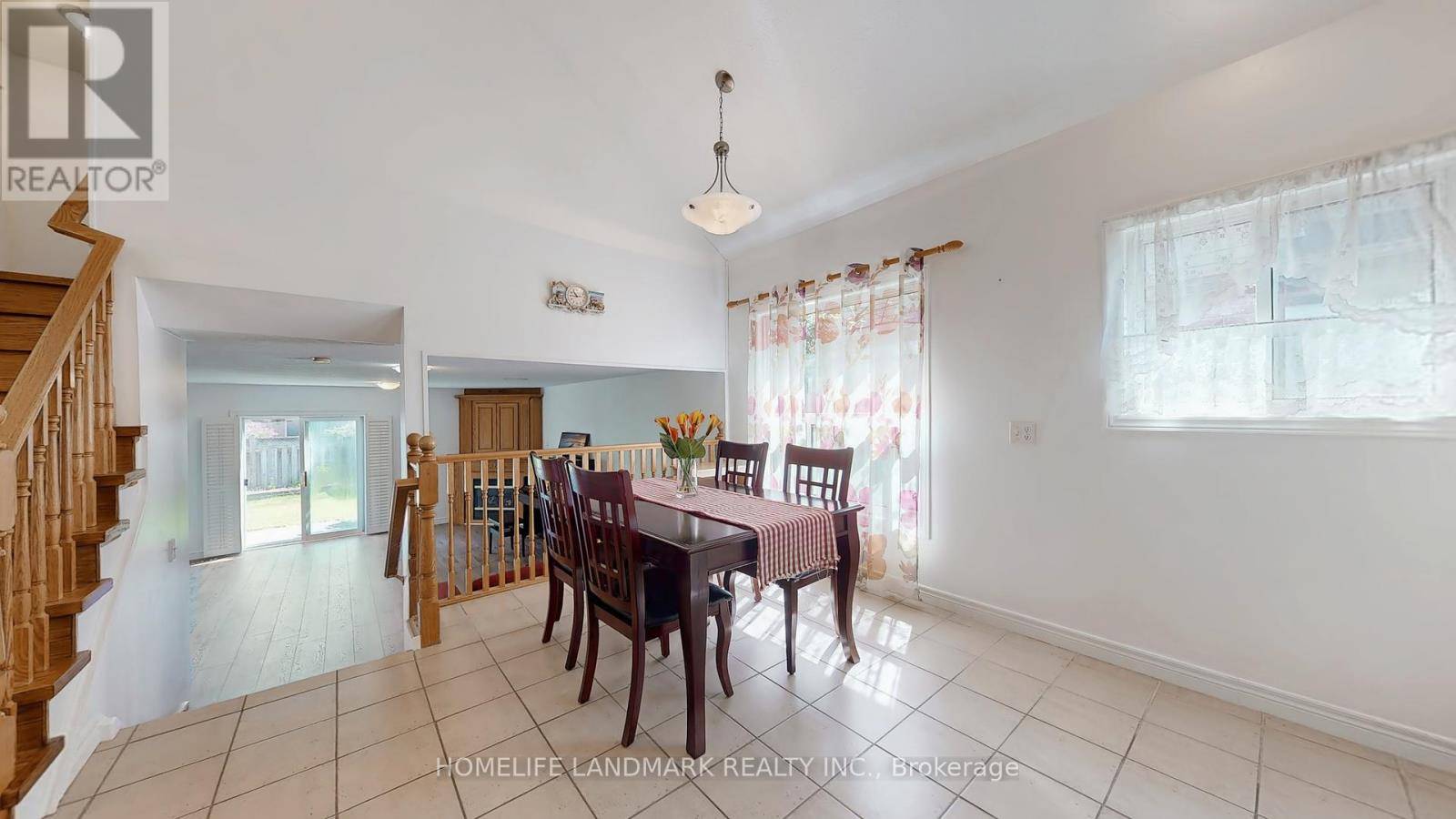 Waterloo, ON N2T2T5,402 WOODROW DRIVE