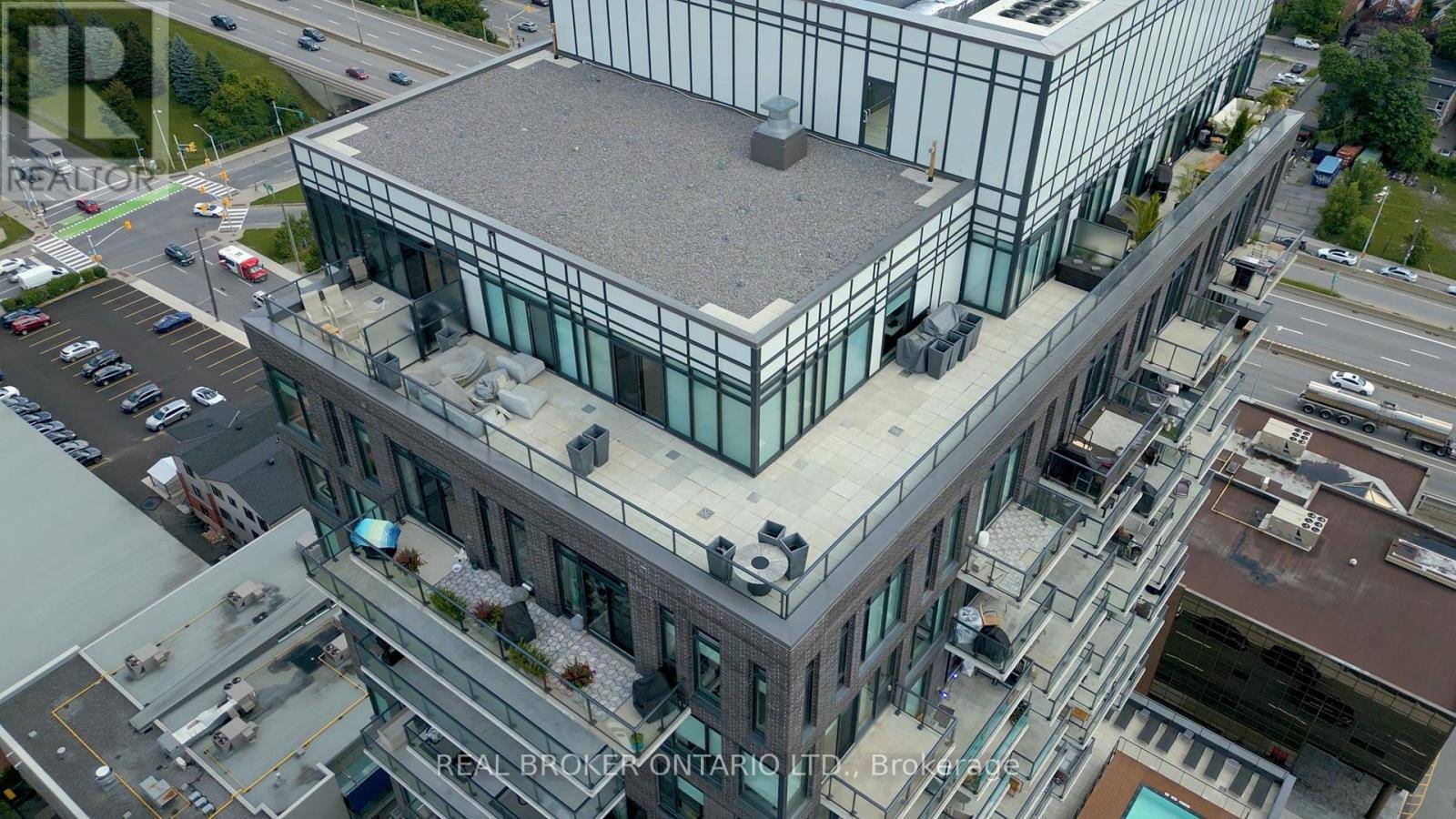 Ottawa, ON K2P1J5,203 CATHERINE STREET