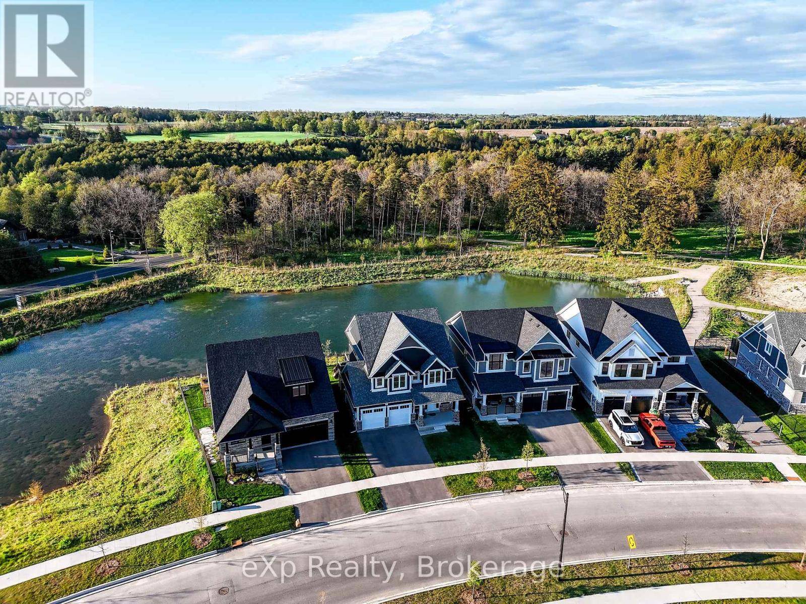 Centre Wellington (elora/salem), ON N0B1S0,62 HAYLOCK AVENUE