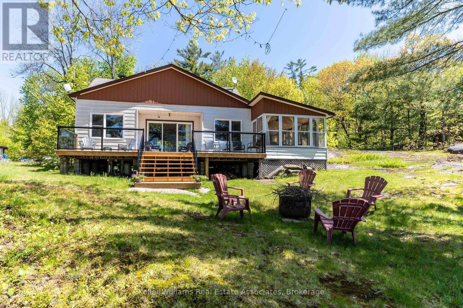 Gravenhurst (muskoka (s)), ON P1P1B8,1200 North Shore DR #Unit 2