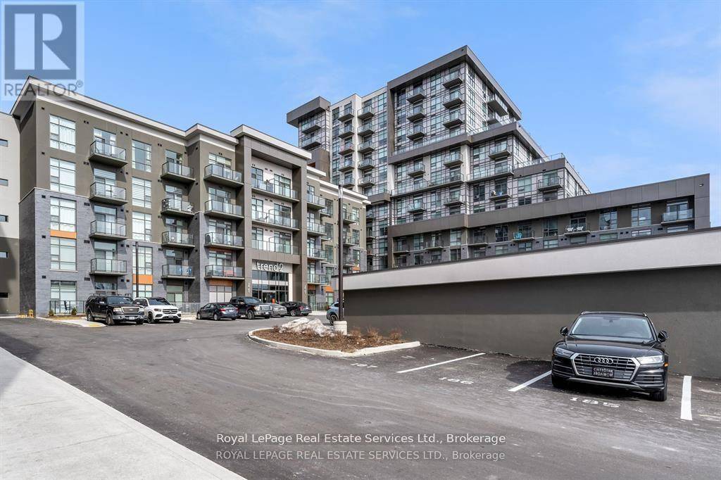 Hamilton (waterdown), ON L8B1Z2,450 Dundas ST East #522