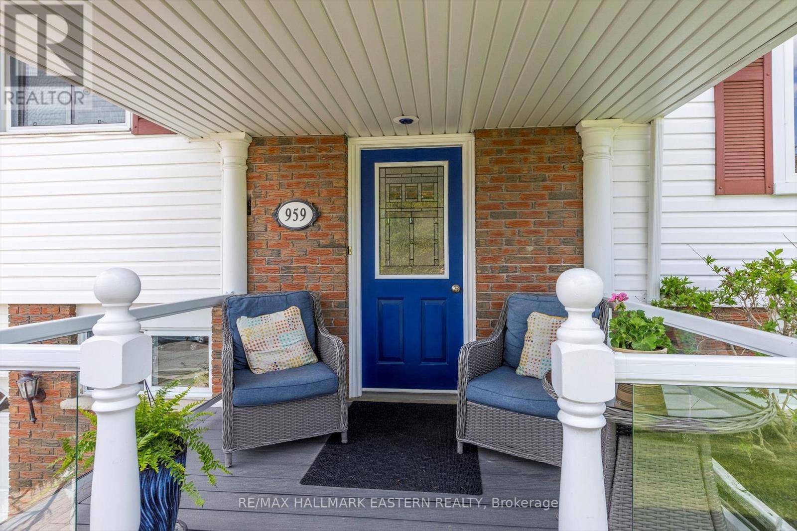 Peterborough West (central), ON K9J7W2,959 GOLFVIEW ROAD