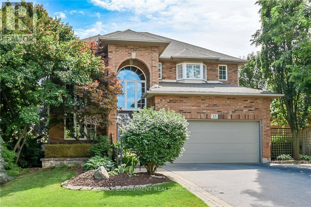 Hamilton (meadowlands), ON L9K1L4,15 PELHAM DRIVE