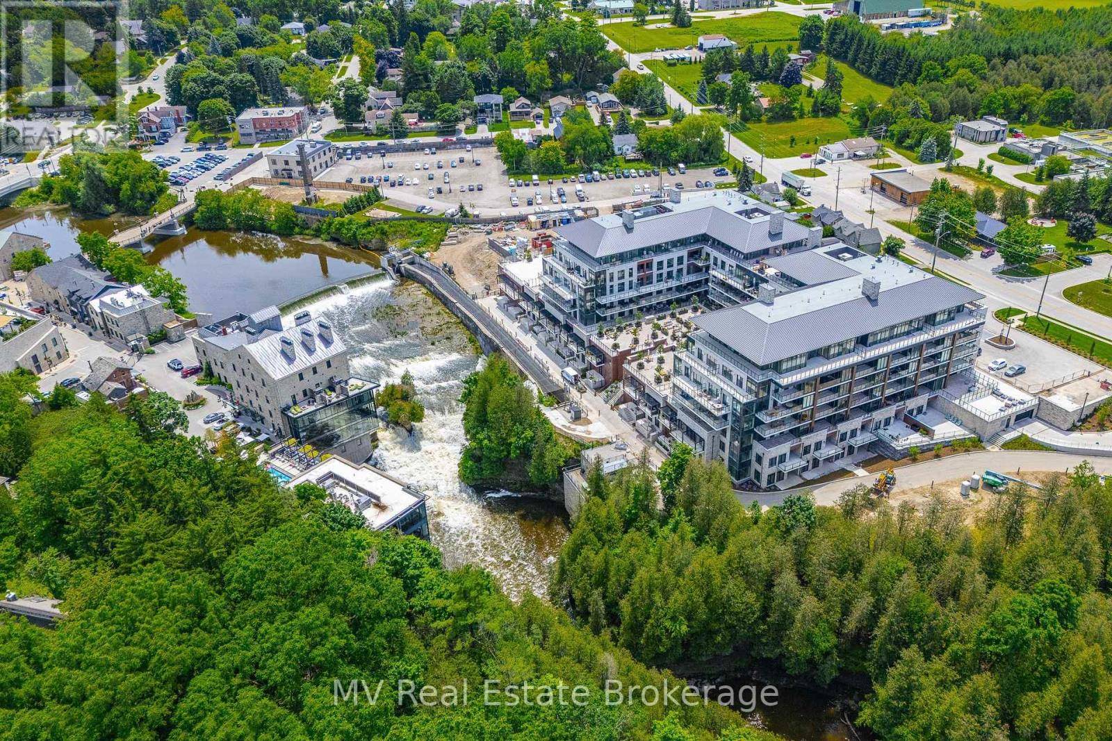 Centre Wellington (elora/salem), ON N0B1S0,6523 Wellington Road 7 RD #324