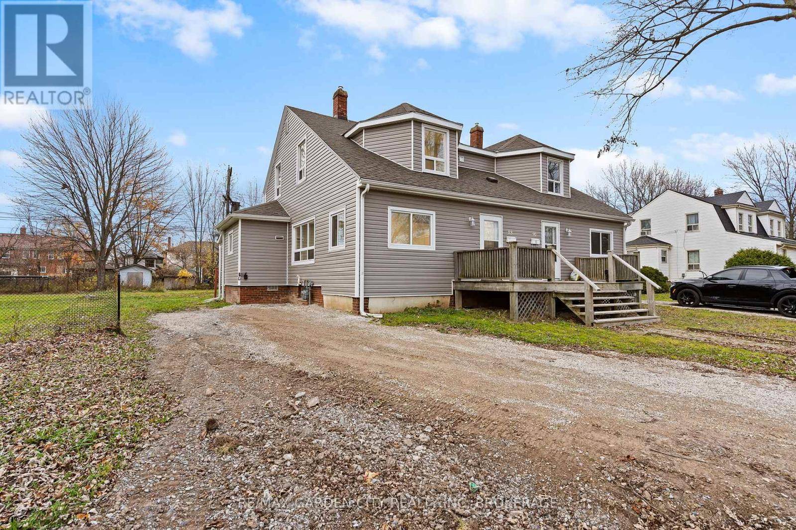 Welland (lincoln/crowland), ON L3B4R7,88 FIRST STREET