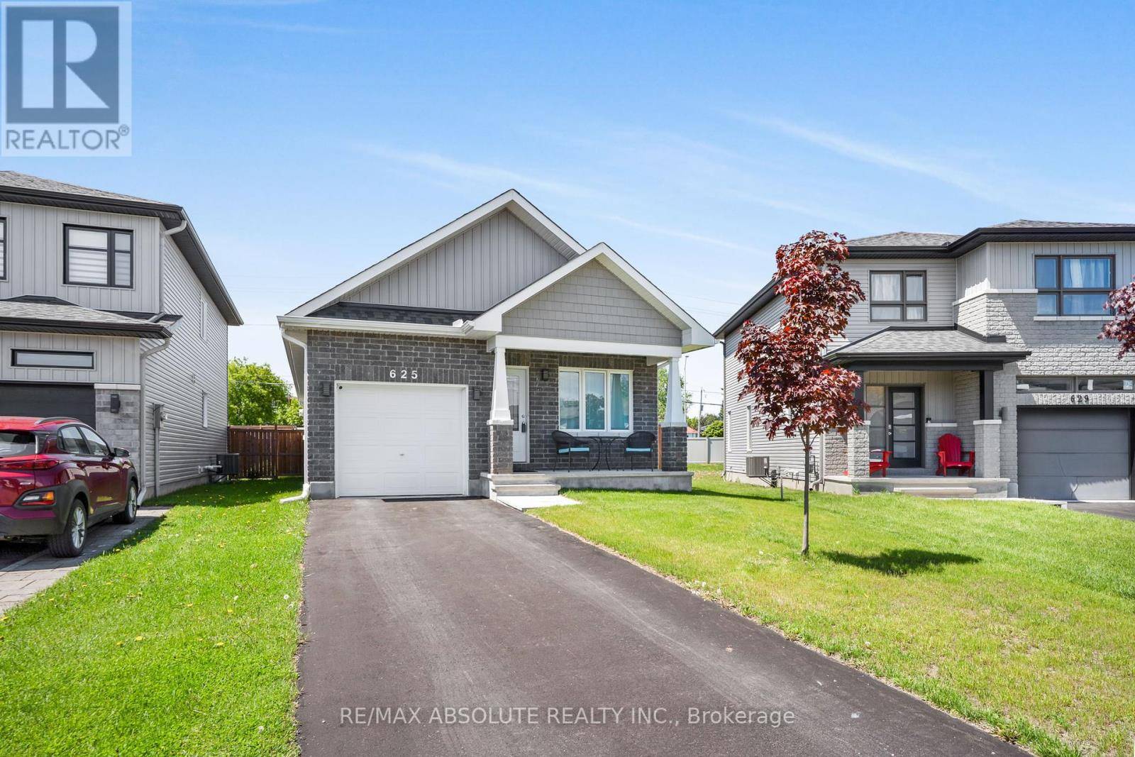 Clarence-rockland, ON K4K0J8,625 ROBERT STREET