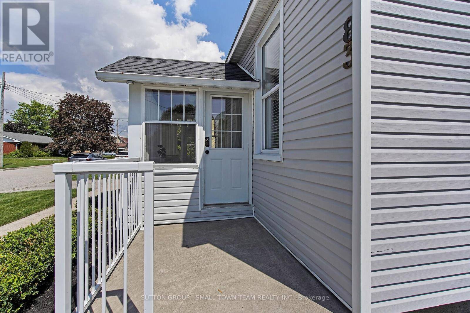 South Huron (exeter), ON N0M1S1,83 JOHN STREET W