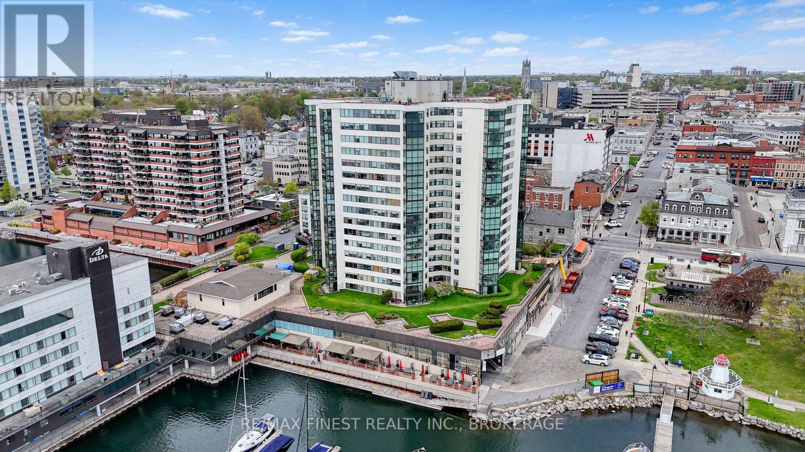 Kingston (central City East), ON K7L2Y7,185 Ontario ST #308