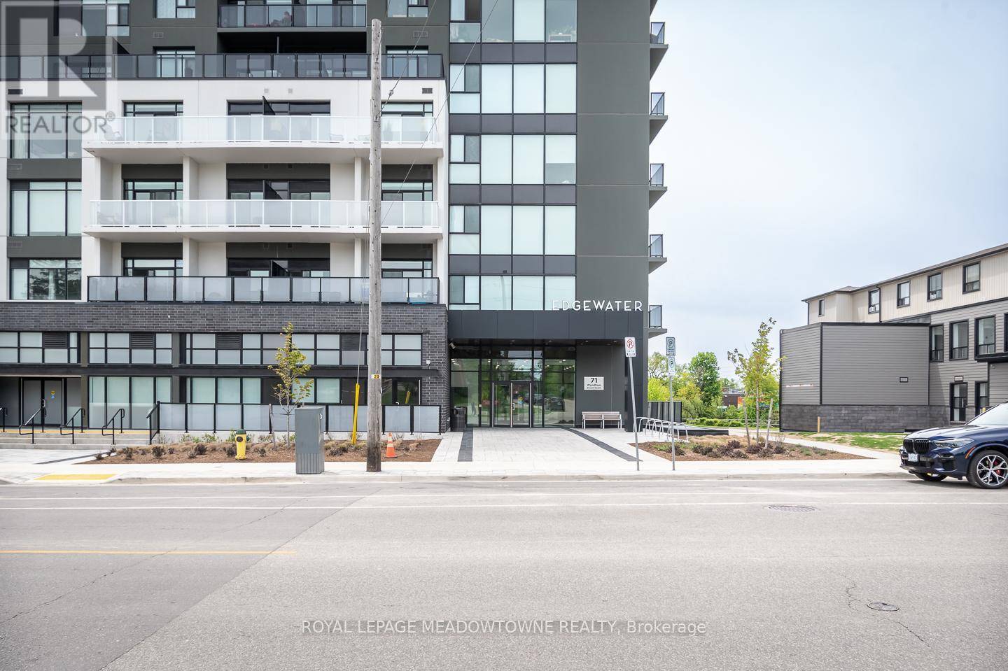 Guelph (st. Patrick's Ward), ON N1E5R3,71 Wyndham ST South #1301