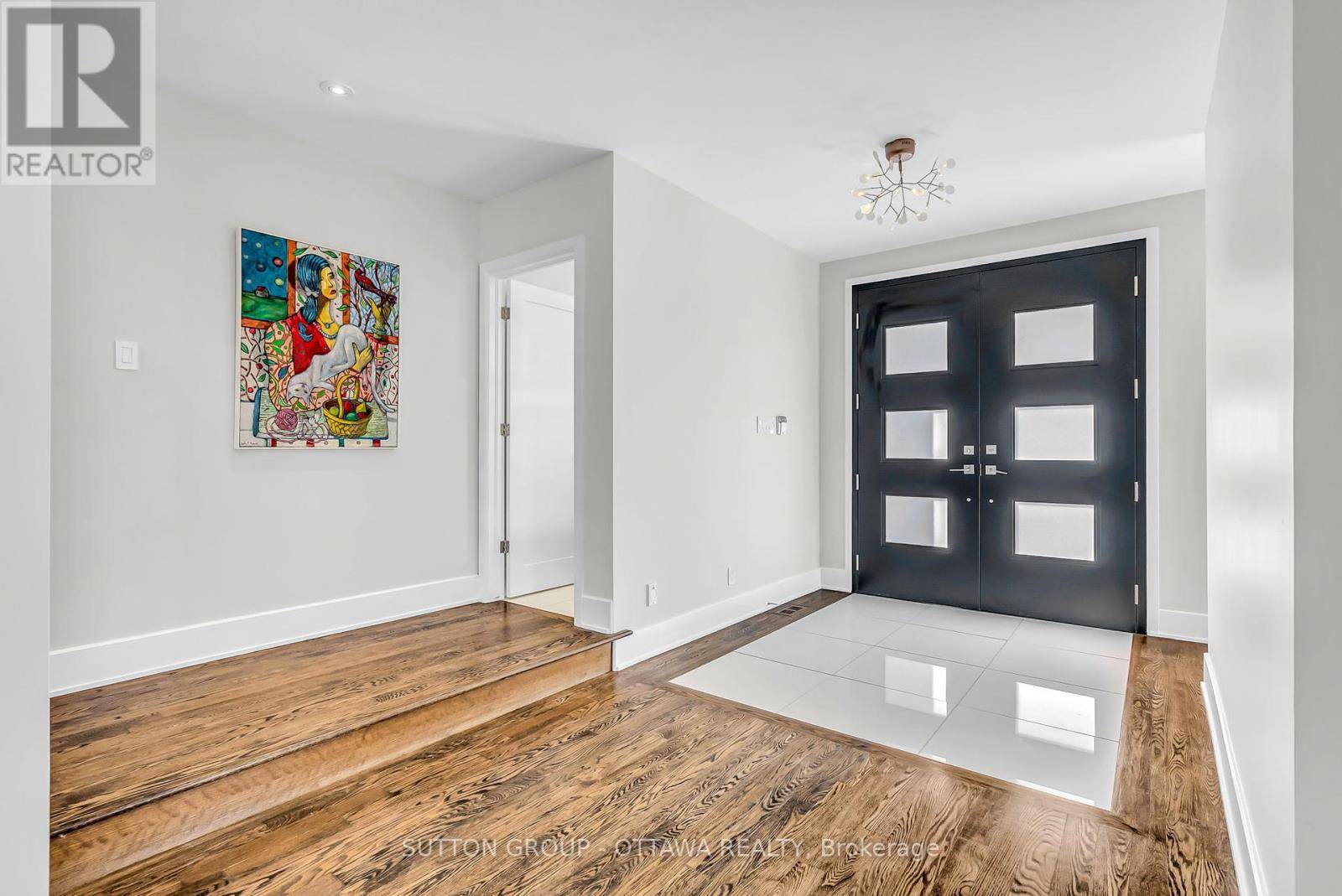 Ottawa, ON K1H5Z7,333 SUMMIT AVENUE W