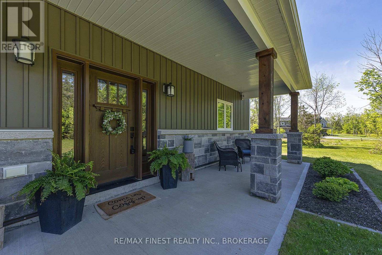 Greater Napanee (greater Napanee), ON K7R3R6,2975 SWITZERVILLE ROAD