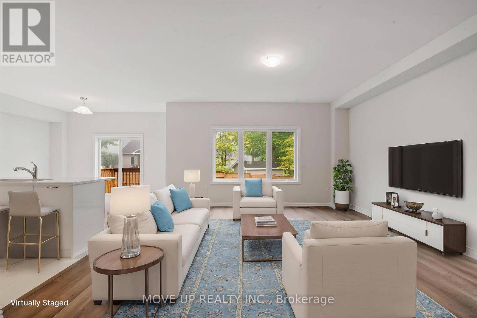 Gravenhurst (muskoka (s)), ON P1P0H8,325 BEECHWOOD FOREST LANE