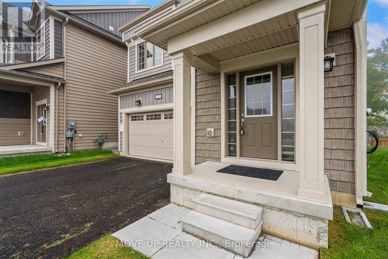 Gravenhurst (muskoka (s)), ON P1P0H8,325 BEECHWOOD FOREST LANE