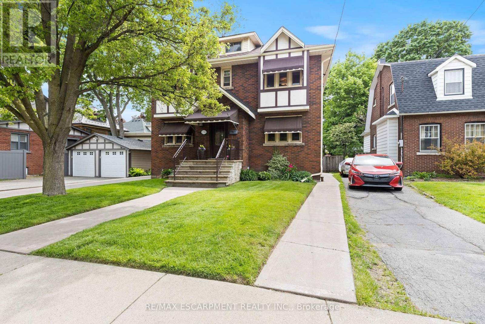 Hamilton (delta), ON L8M3K2,155 BALMORAL AVENUE S