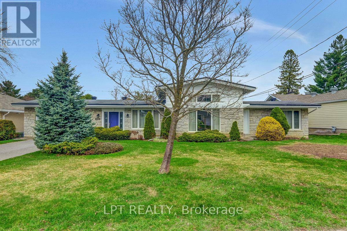 Ottawa, ON K1H5C7,169 ROGER ROAD