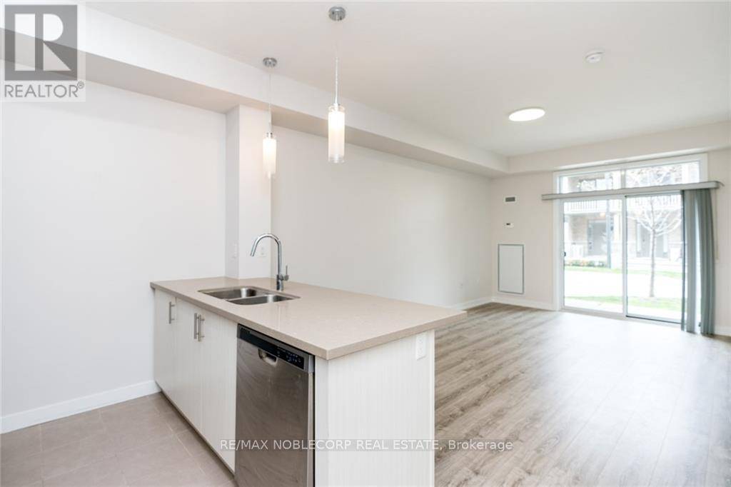 Hamilton (stoney Creek), ON L8E0J2,35 Southshore CRES #116