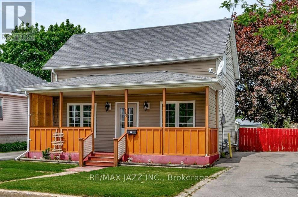 Quinte West (trenton Ward), ON K8V1P7,18 COLLEGE STREET