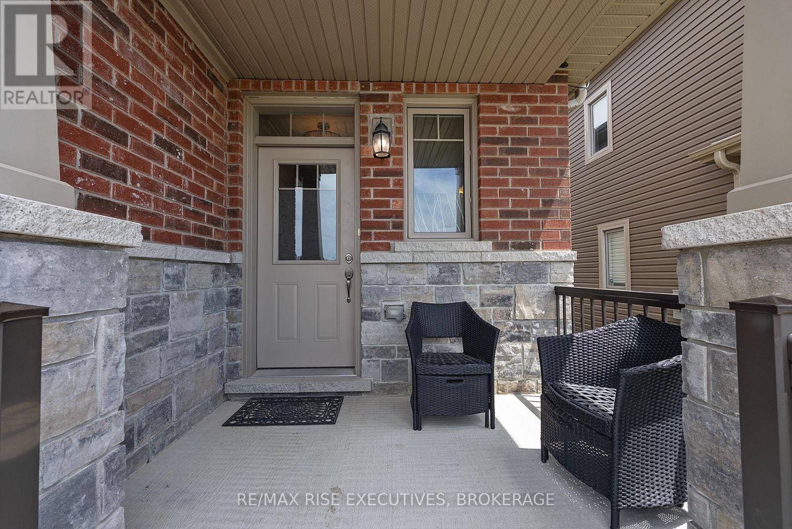 Loyalist (amherstview), ON K7N0C1,199 PRATT DRIVE