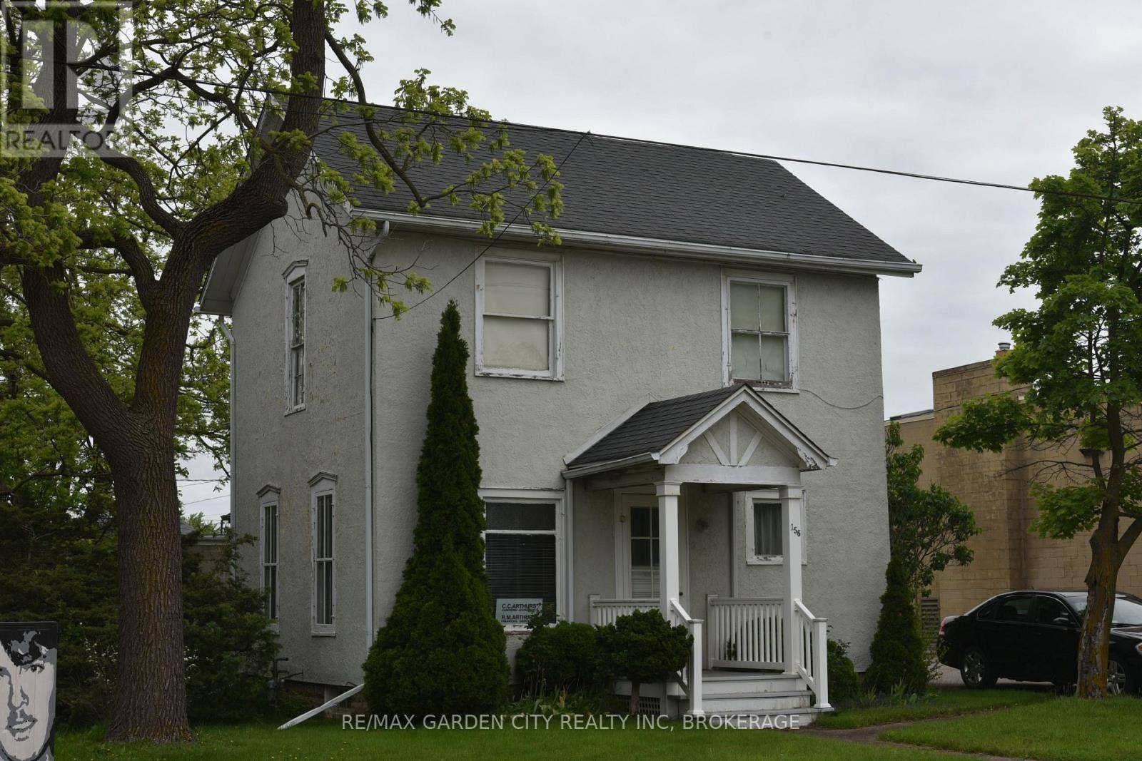 Welland (welland Downtown), ON L3B4A2,156 DIVISION STREET