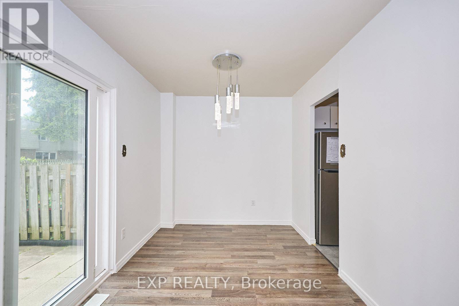St. Catharines (carlton/bunting), ON L2M6P9,17 Old Pine TRL #169