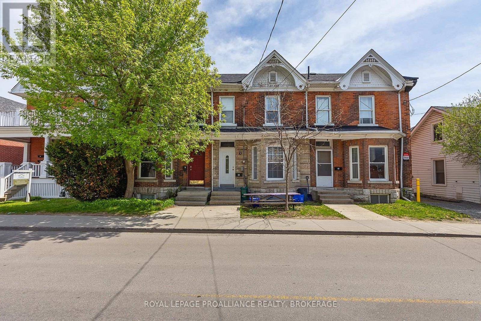 Kingston (central City East), ON K7M3M1,73 DIVISION STREET