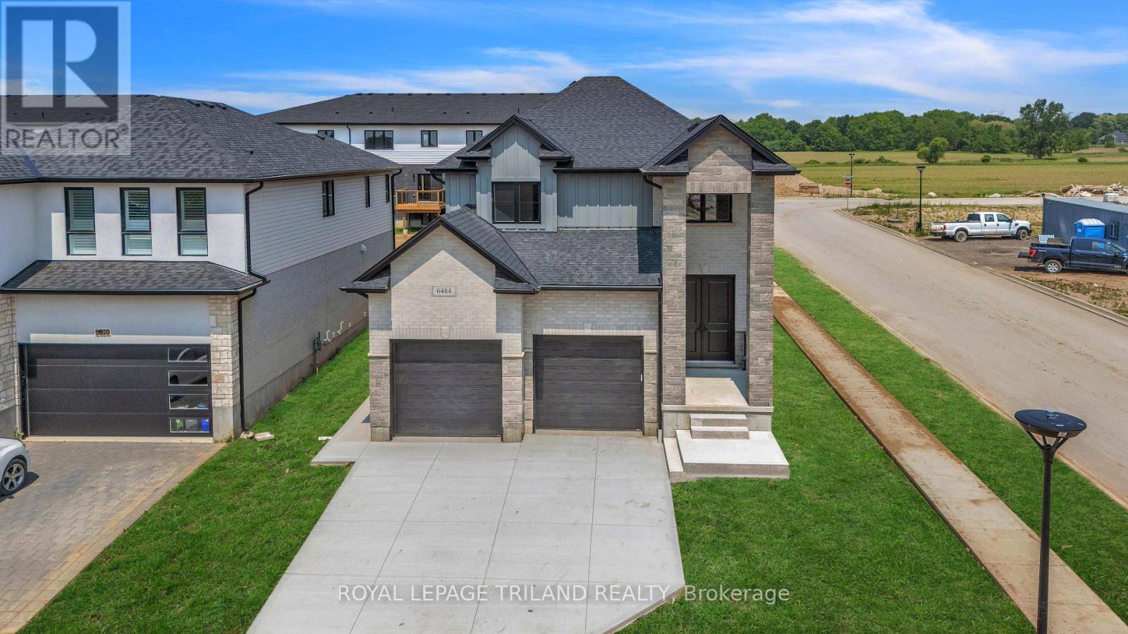 London South (south V), ON N6P0J7,6484 HEATHWOODS AVENUE