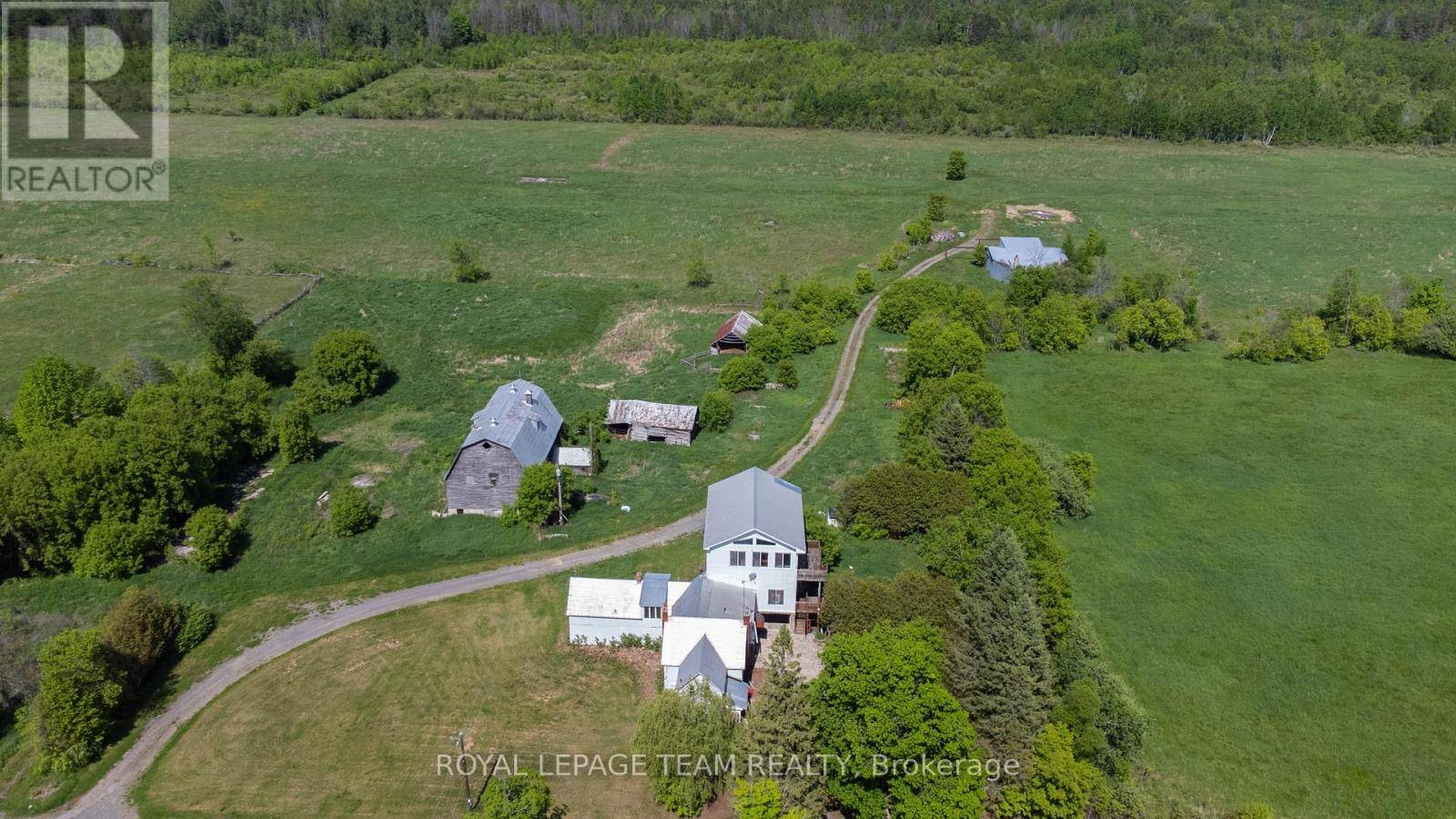 North Grenville, ON K0G1J0,210 ACTONS CORNERS ROAD