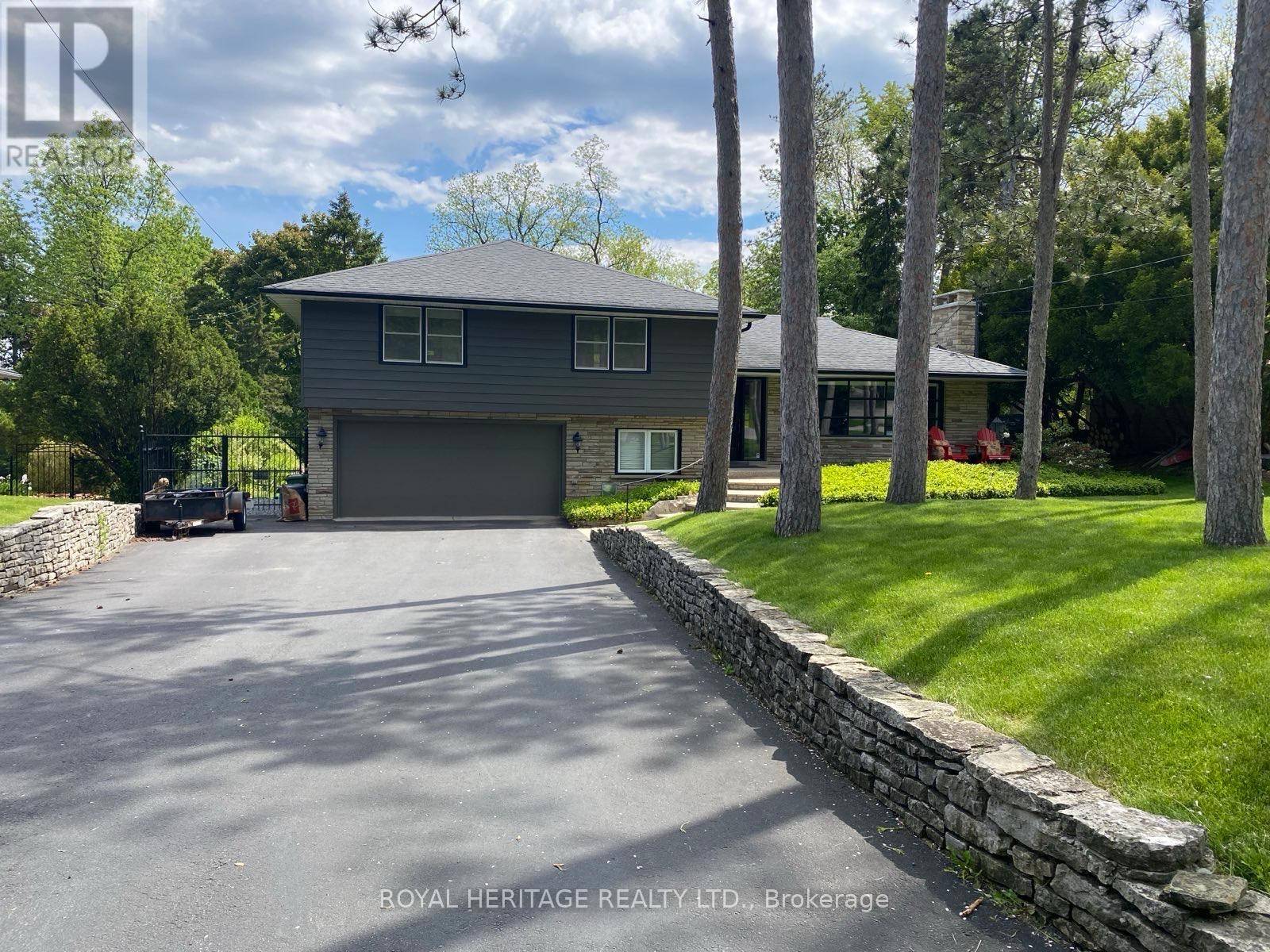 Hamilton (ancaster), ON L5G1M3,63 CAIT COURT