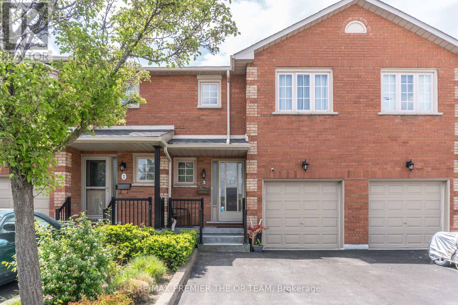Hamilton (red Hill), ON L8K6P7,255 Mount Albion RD #3