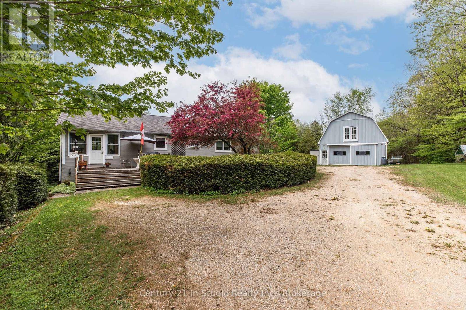 Grey Highlands, ON N0C1K0,305207 SOUTH LINE A
