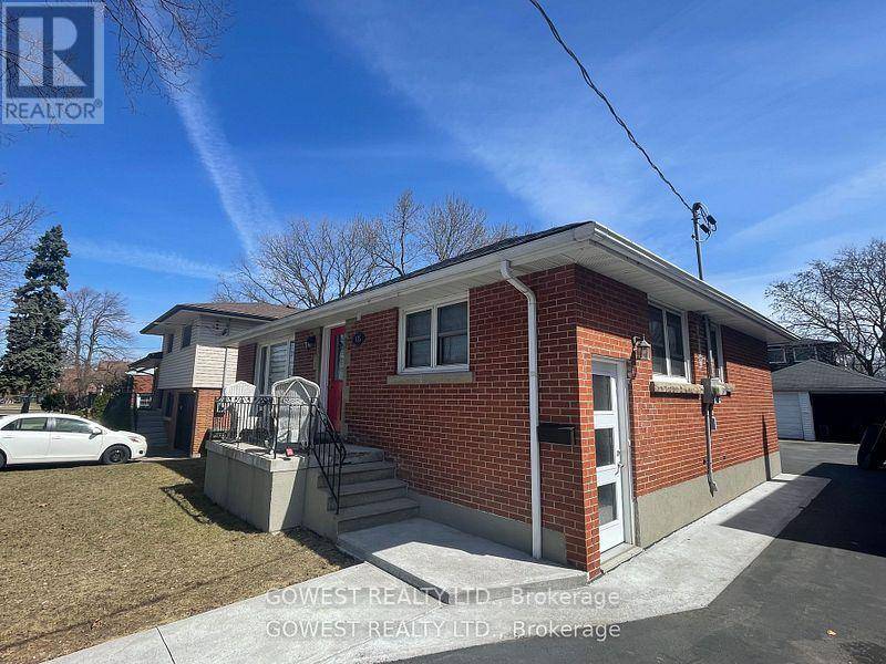 Hamilton (westcliffe), ON L9T5A2,LOWER LEVEL - 135 WEST 27 STREET