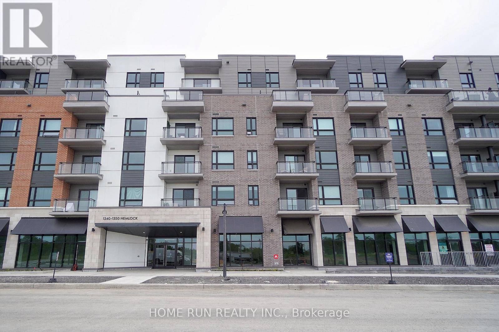 Ottawa, ON K1K5C2,1350 HEMLOCK RD #511