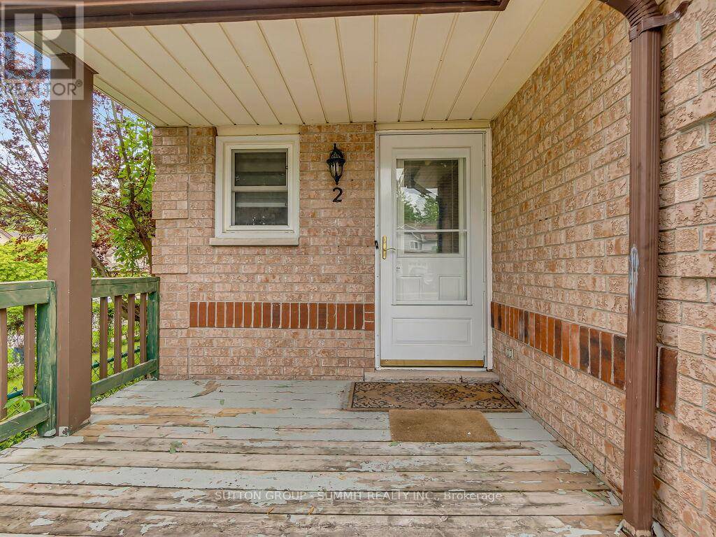 Guelph (willow West/sugarbush/west Acres), ON N1H8G1,2 GRANDRIDGE CRESCENT