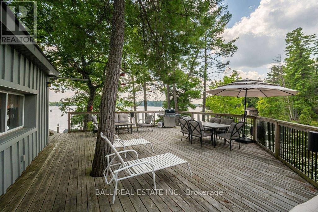 Selwyn, ON K0L2H0,132 ISLAND 23B