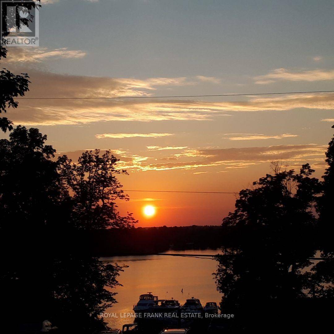 Douro-dummer, ON K0L2H0,2269 MCCRACKEN'S LANDING ROAD