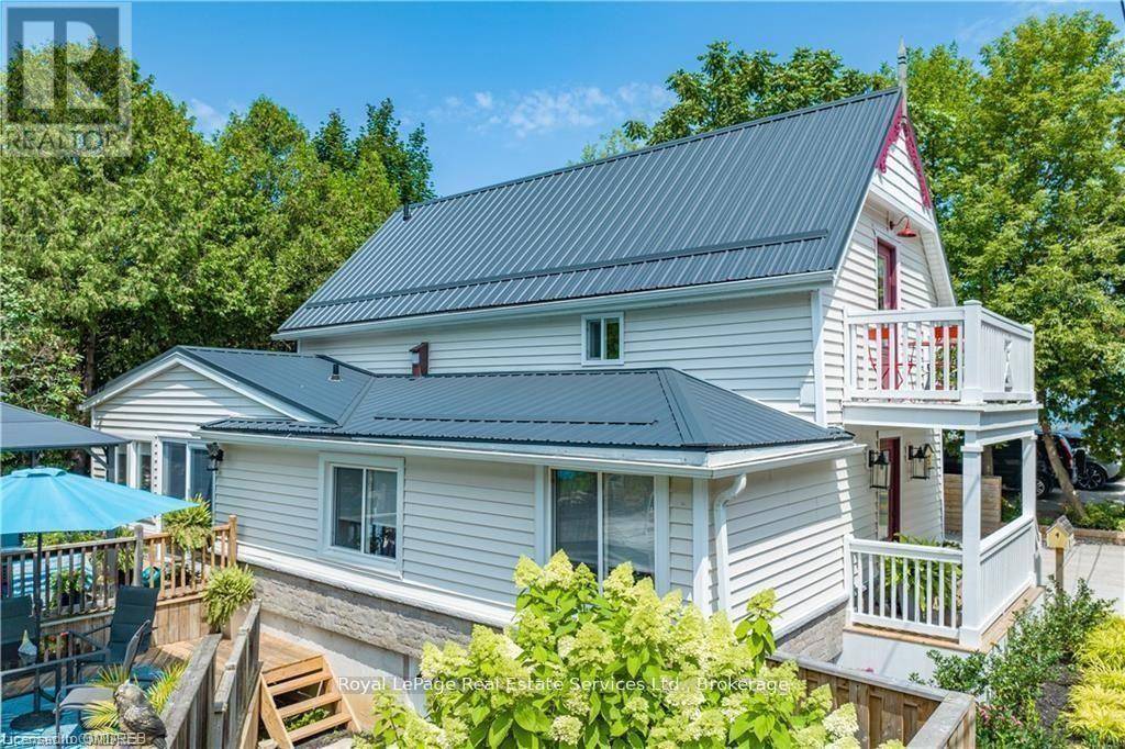 Grimsby (grimsby Beach), ON L3M2T3,4 6TH STREET