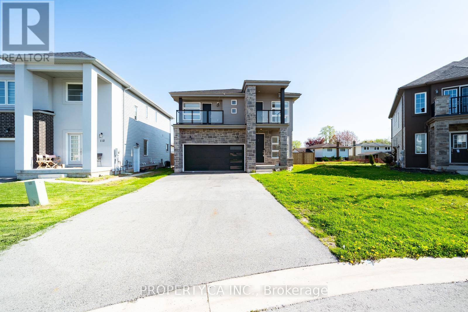 Welland (lincoln/crowland), ON L3B0H5,102 BETHUNE AVENUE