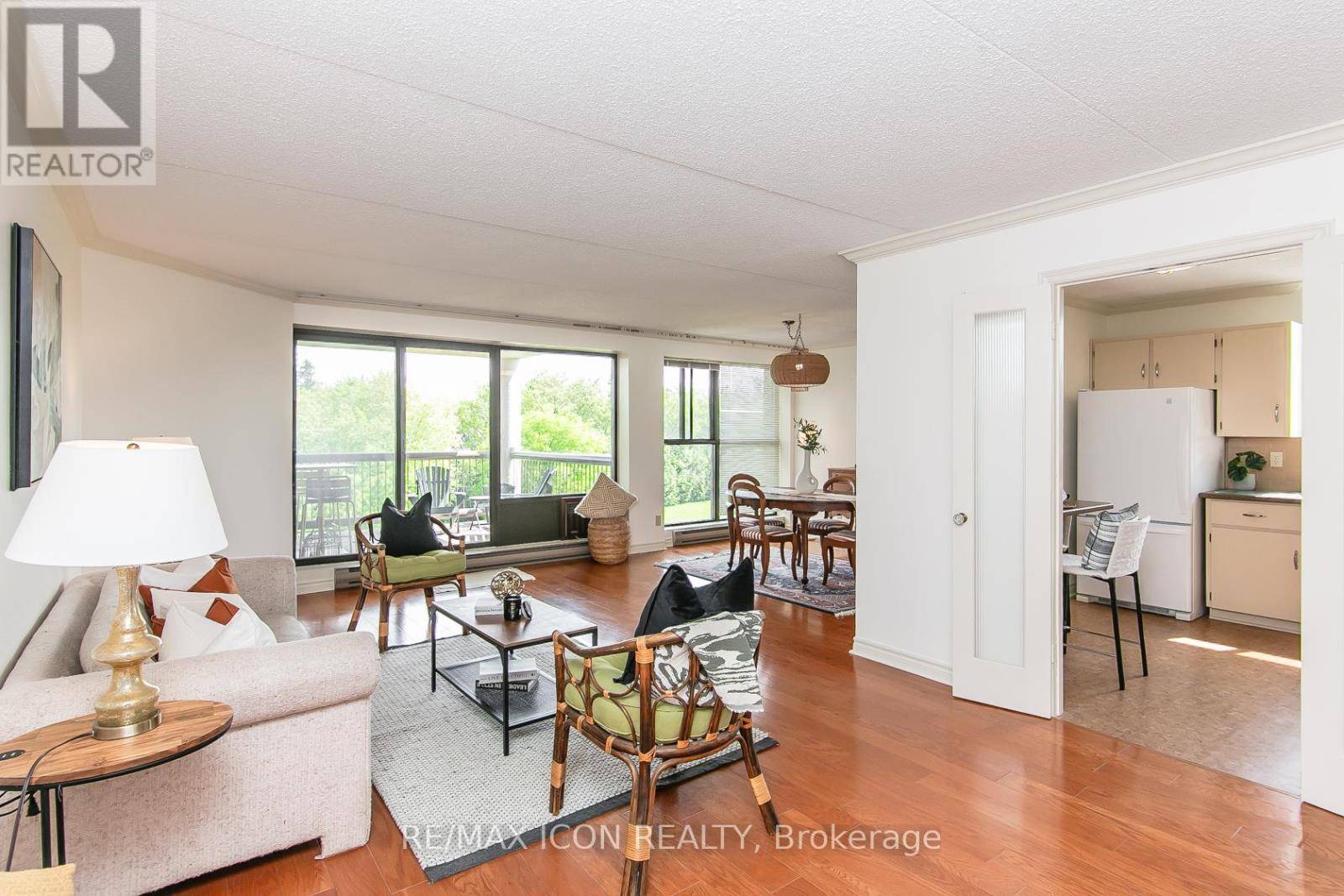 Guelph (riverside Park), ON N1H7T1,22 Marilyn DR #508