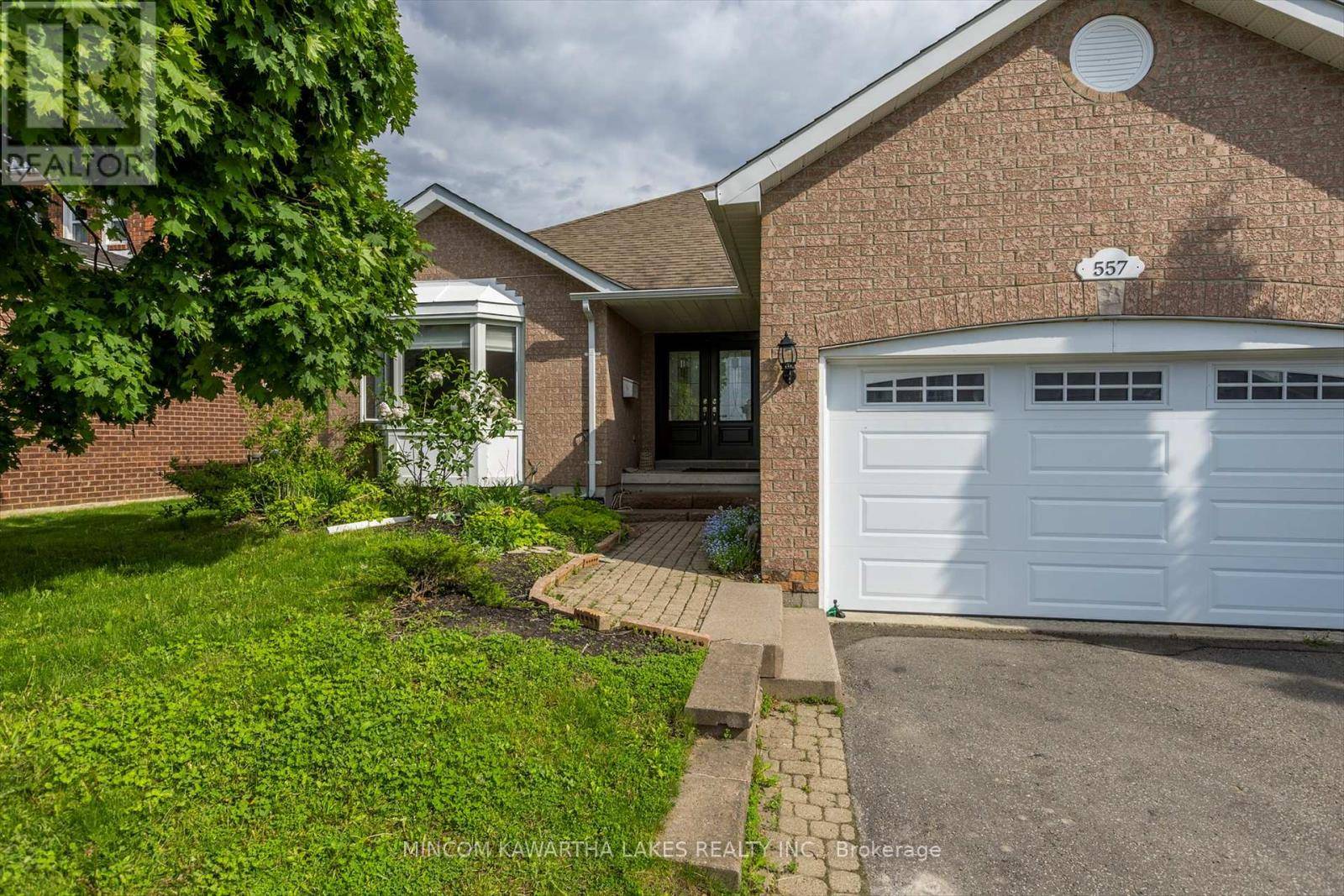 Peterborough West (south), ON K9K2E6,557 WESTMAN AVENUE