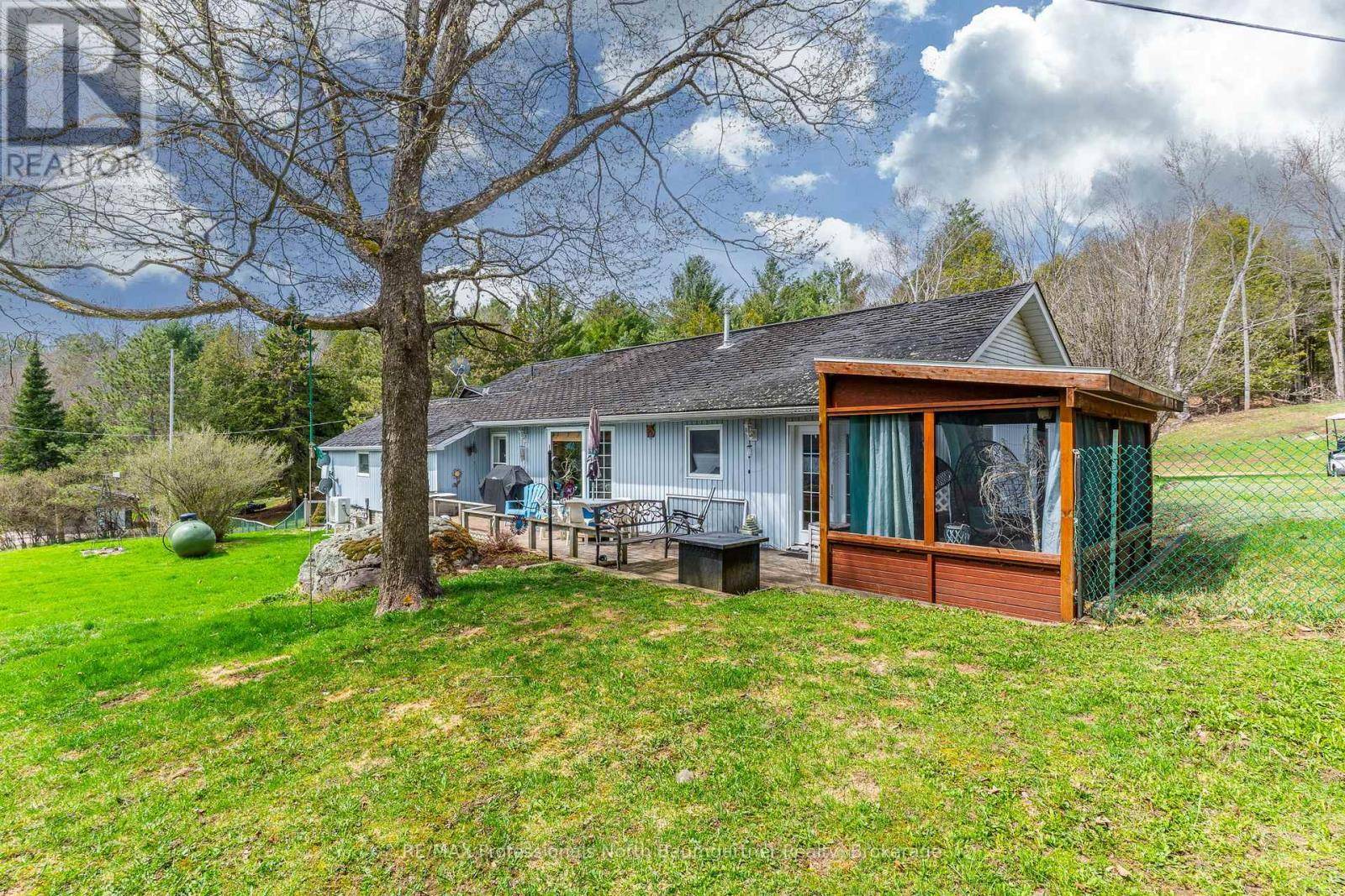 Minden Hills (minden), ON K0M2K0,1093 REYNOLDS ROAD