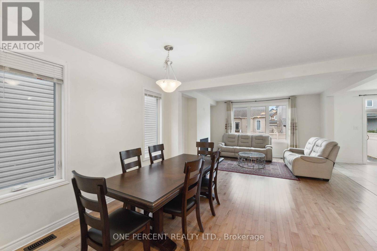 Ottawa, ON K4A3W4,552 GENEVRIERS STREET