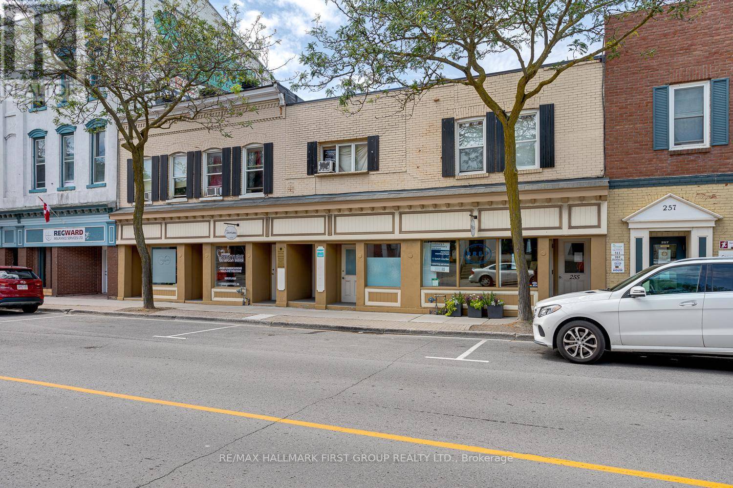 Cobourg, ON K9A3P9,249-255 DIVISION STREET