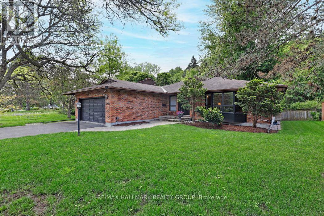 Ottawa, ON K1J8W9,4788 MASSEY LANE