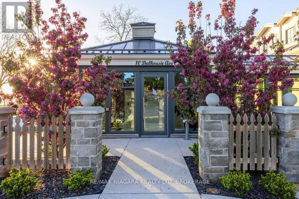 St. Catharines (port Dalhousie), ON L2N4W4,10 Dalhousie AVE #201