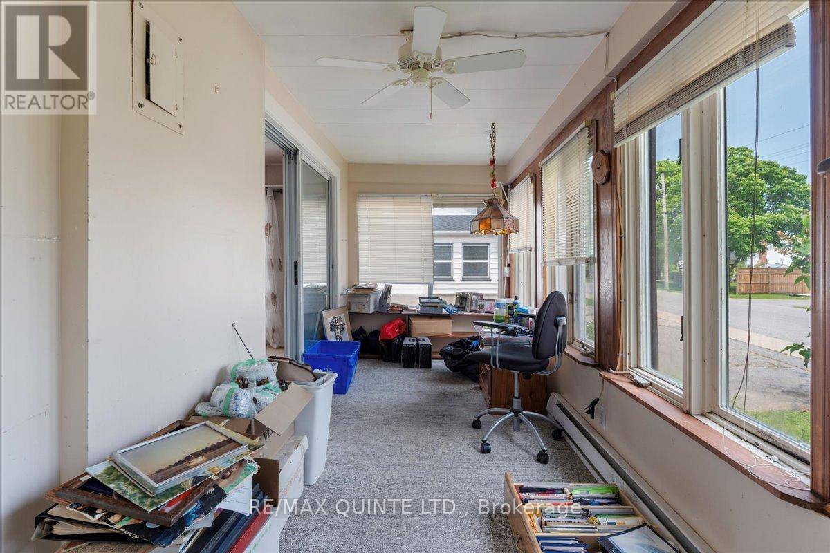 Prince Edward County (picton Ward), ON K0K2T0,19 BROAD STREET