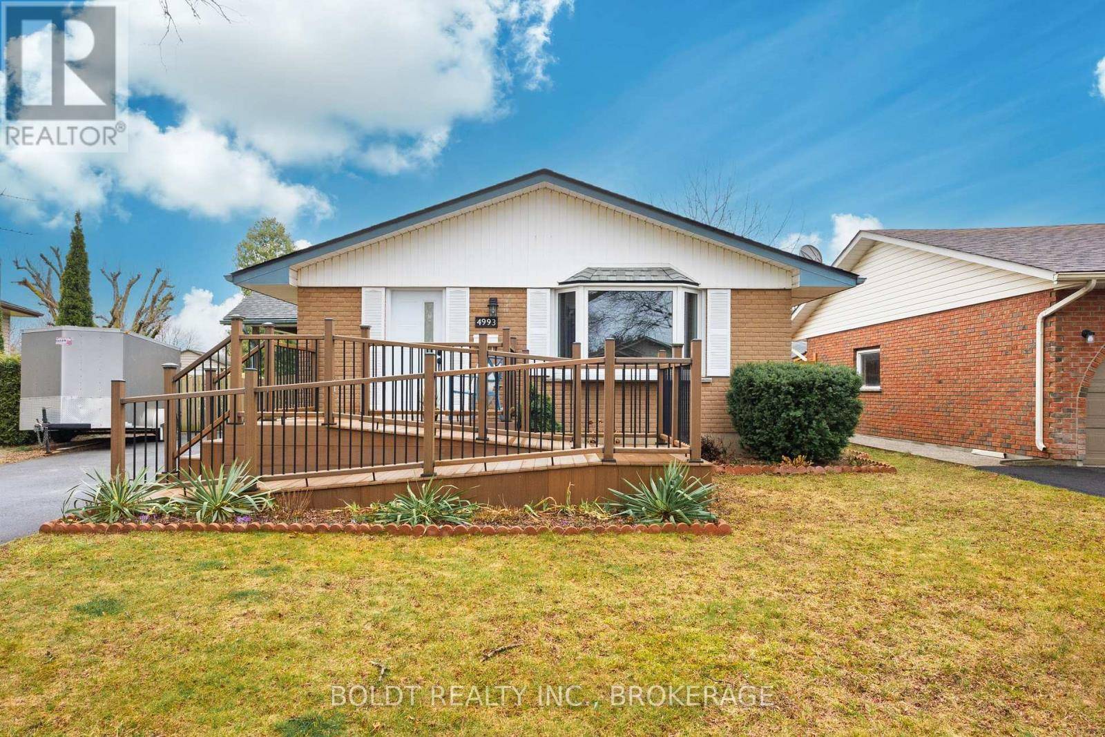 Niagara Falls (morrison), ON L2E5J3,4993 HEATHER AVENUE