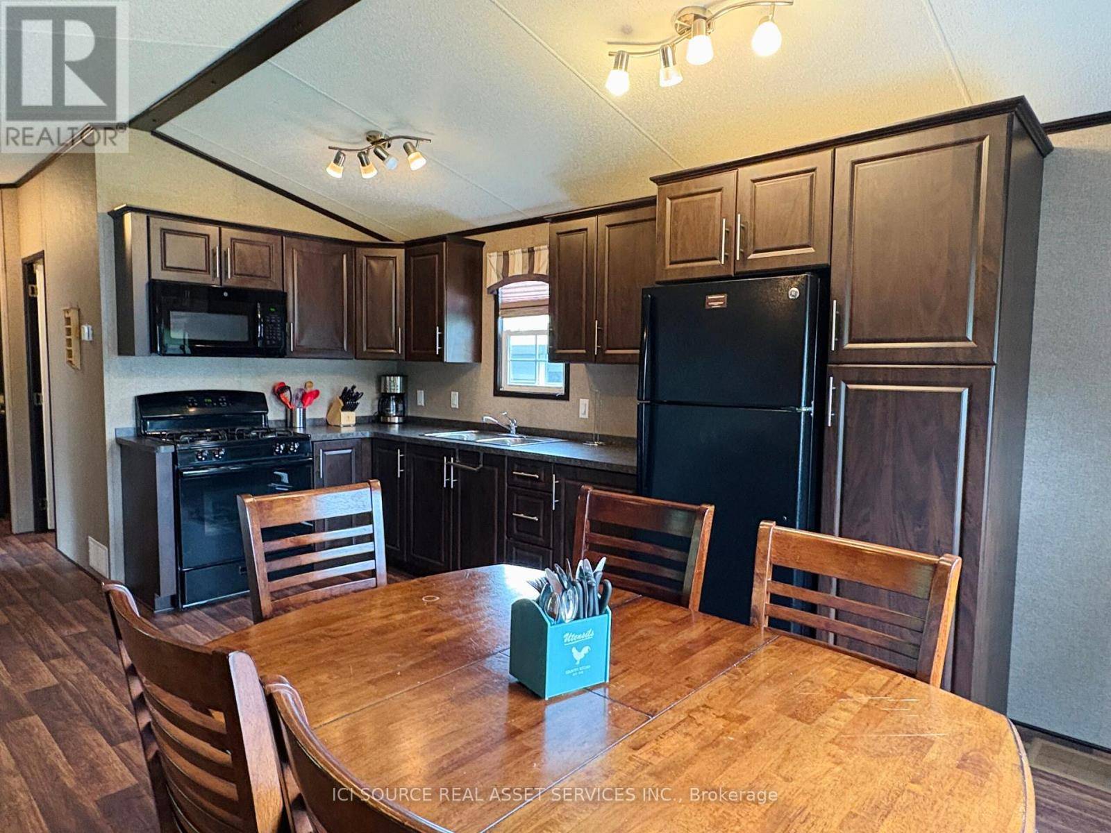 Bracebridge (macaulay), ON P1L1W9,1047 Bonnie Lake Camp RD #MNB03