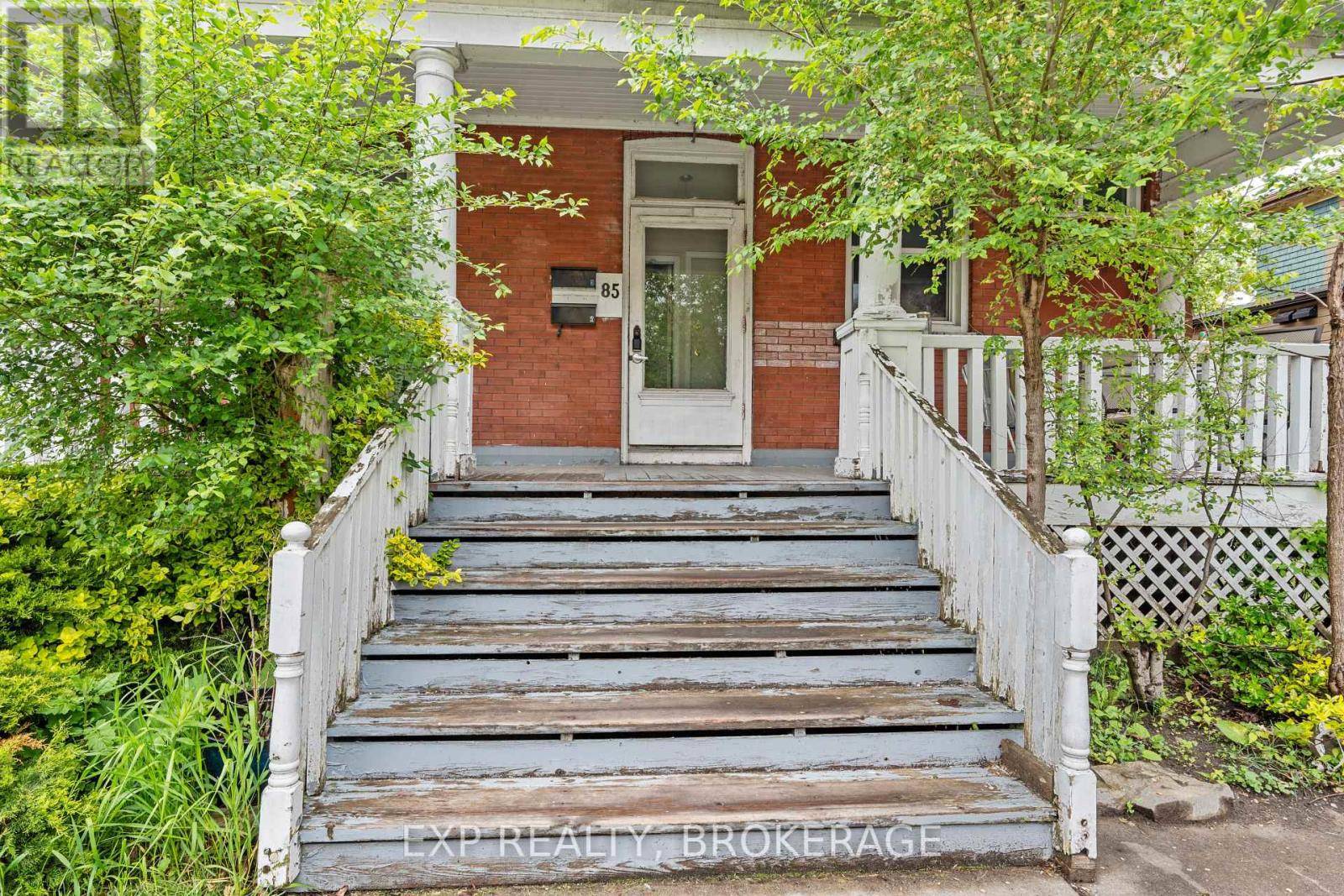 Kingston (central City East), ON K7L2C6,85 WILLIAM STREET